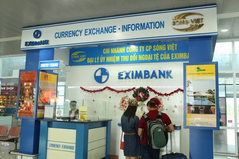 Currency exchange counter